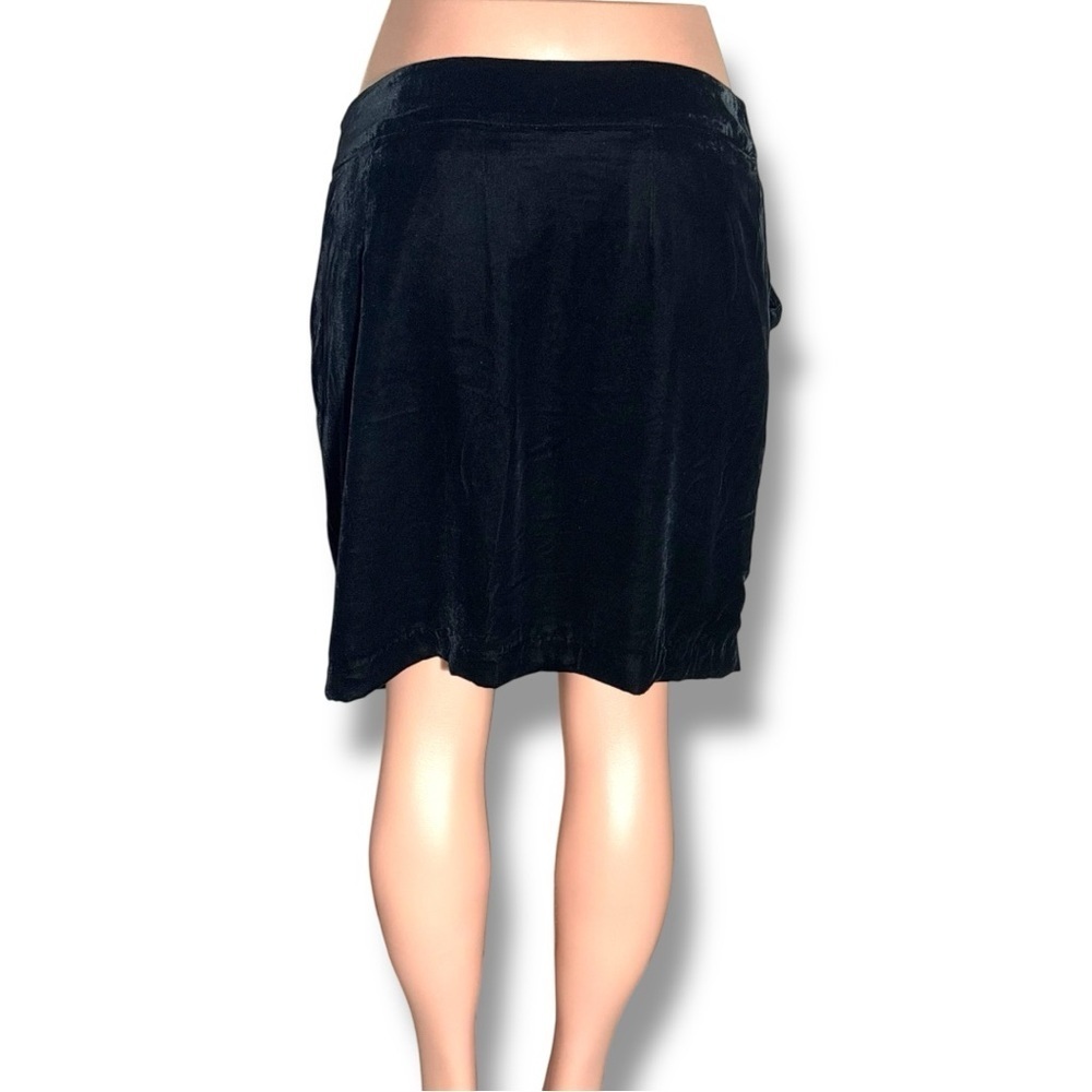 GAP Size 12 Women’s Black Velour A-Line Mini Skirt NWT - Picture 4 of 15